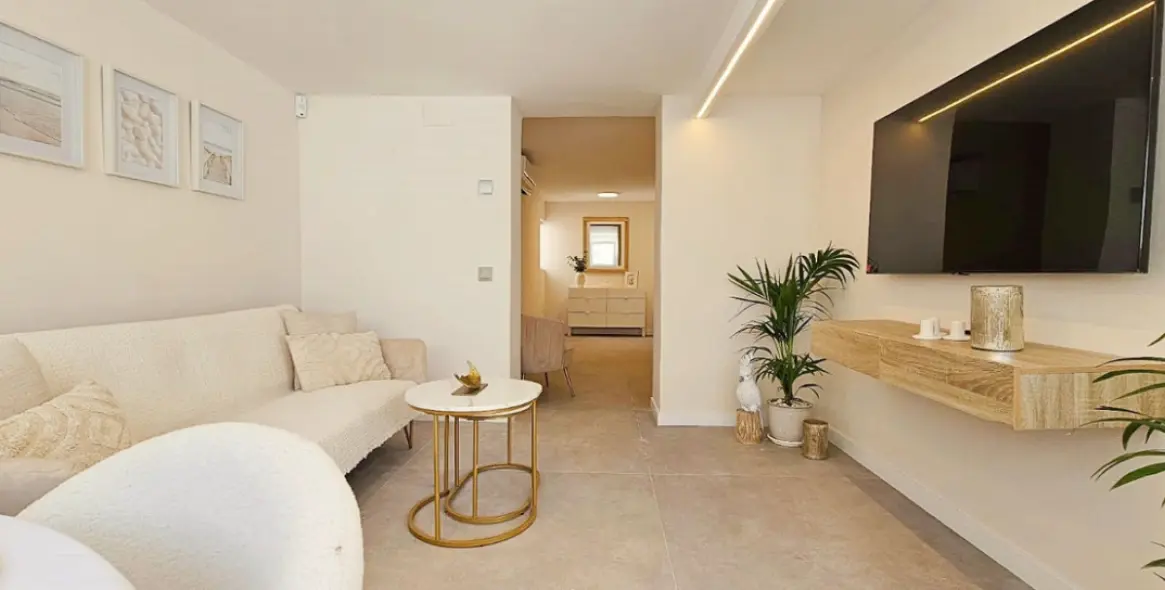 Venta de villa independiente en Estepona 31