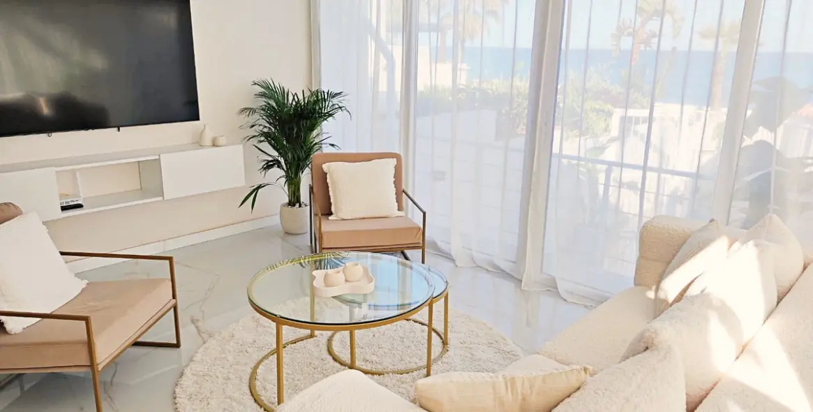 Venta de villa independiente en Estepona 46