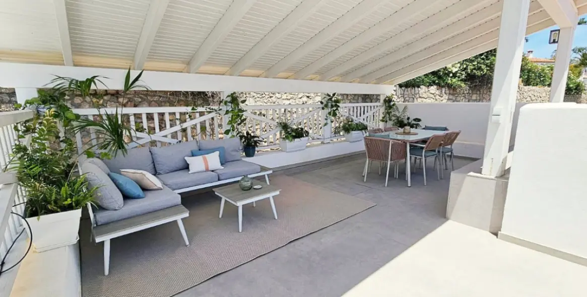 Venta de villa independiente en Estepona 57