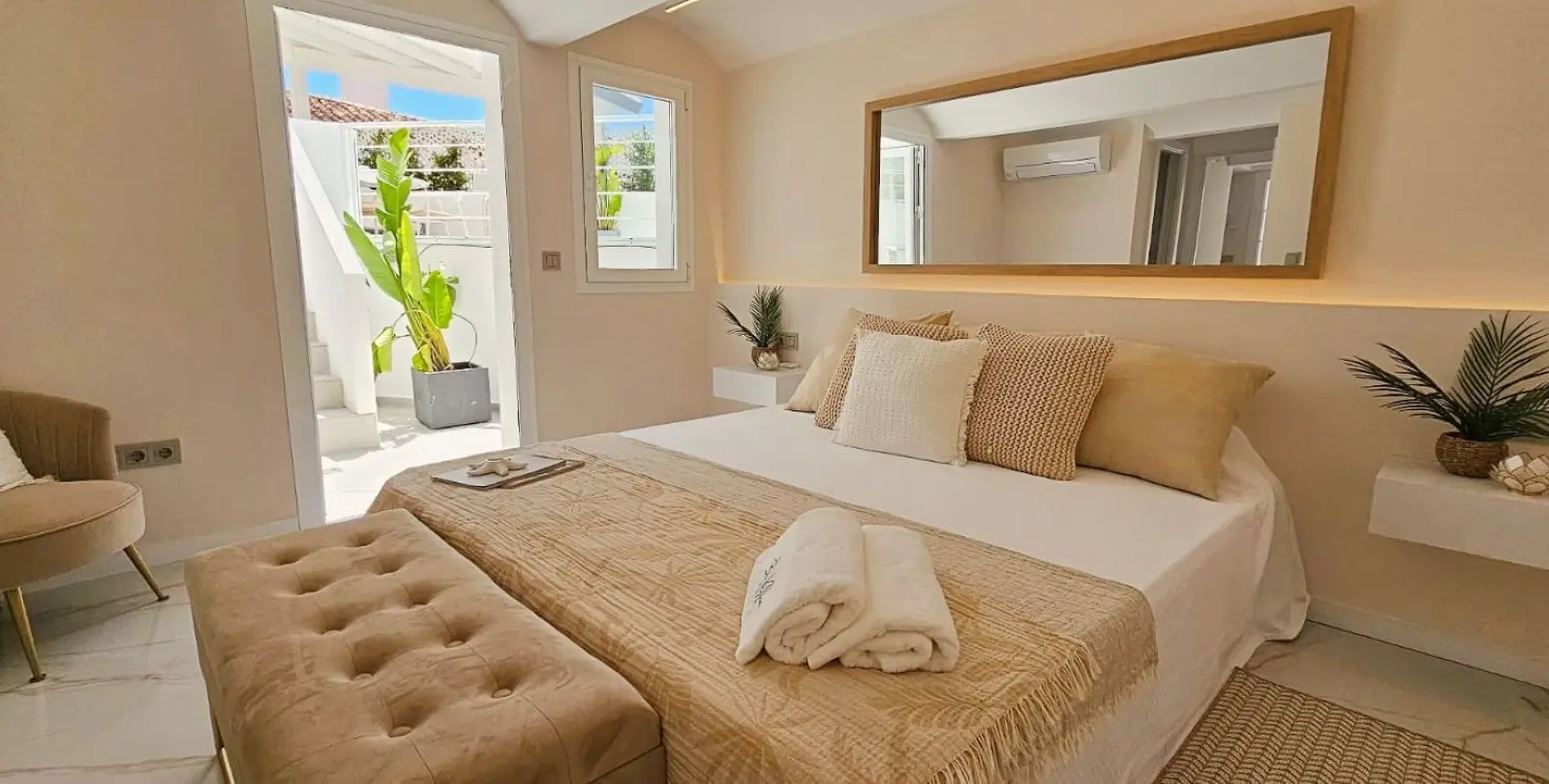 Продажа  отдельно стоящей виллы в Estepona 35