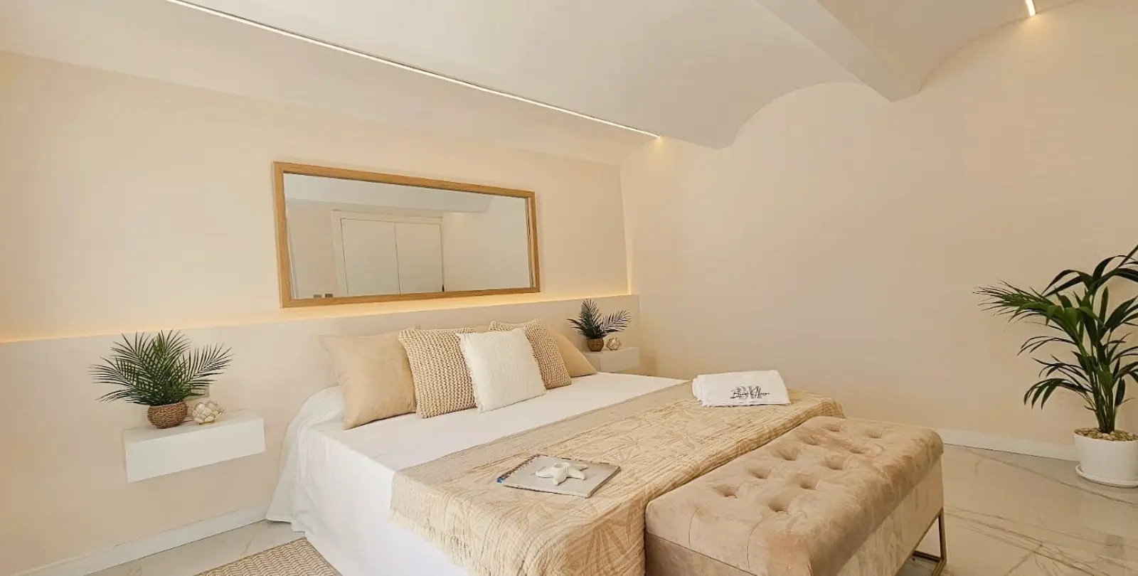 Продажа  отдельно стоящей виллы в Estepona 36