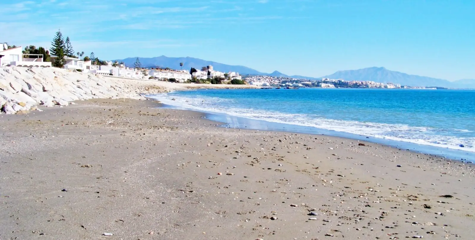 Продажа  отдельно стоящей виллы в Estepona 49