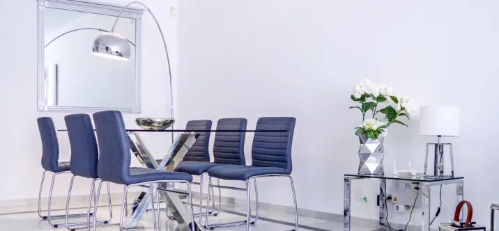 Sale of middle floor apartment in Puerto Banús 4