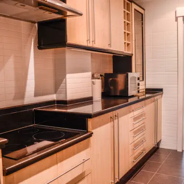 Sale of middle floor apartment in Puerto Banús