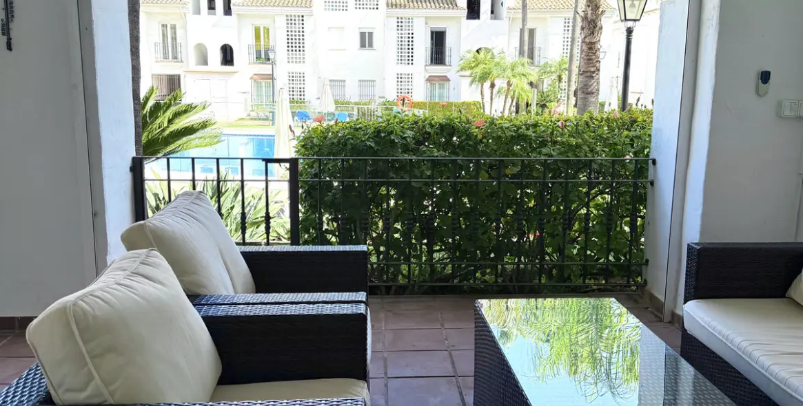Venta de apartamento en planta media en Marbella 7