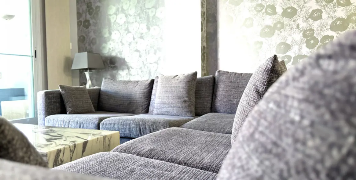 Venta de apartamento en planta media en Marbella 19