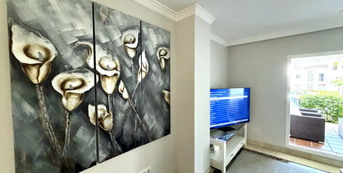 Venta de apartamento en planta media en Marbella 21