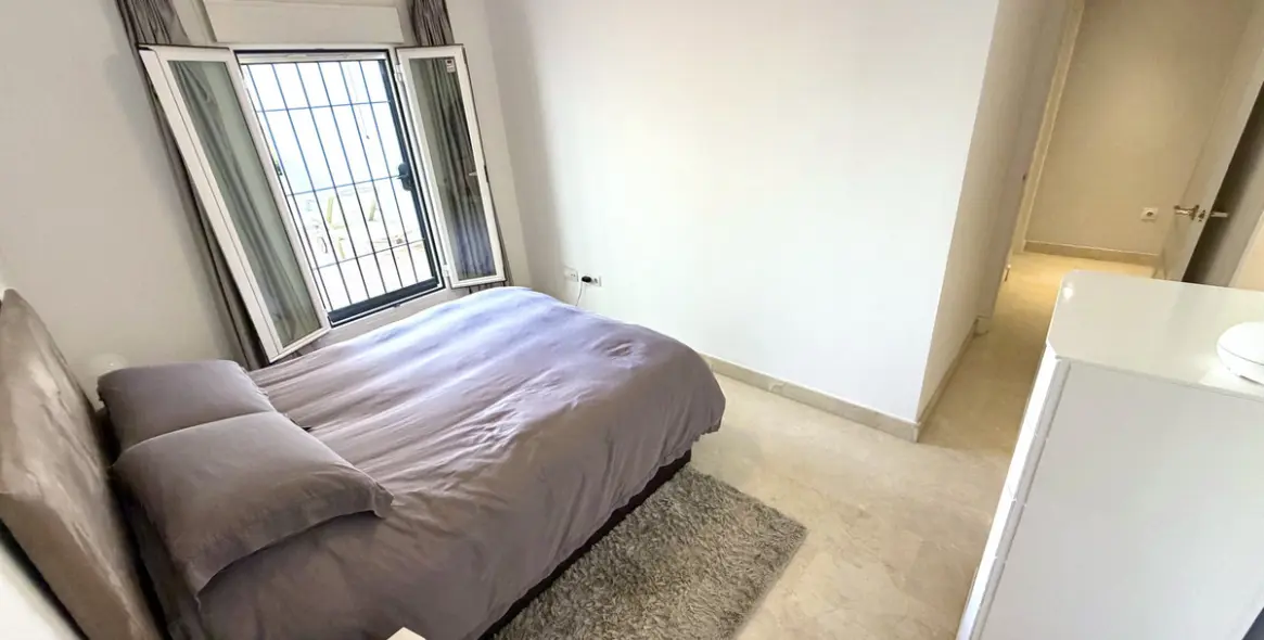 Venta de apartamento en planta media en Marbella 46