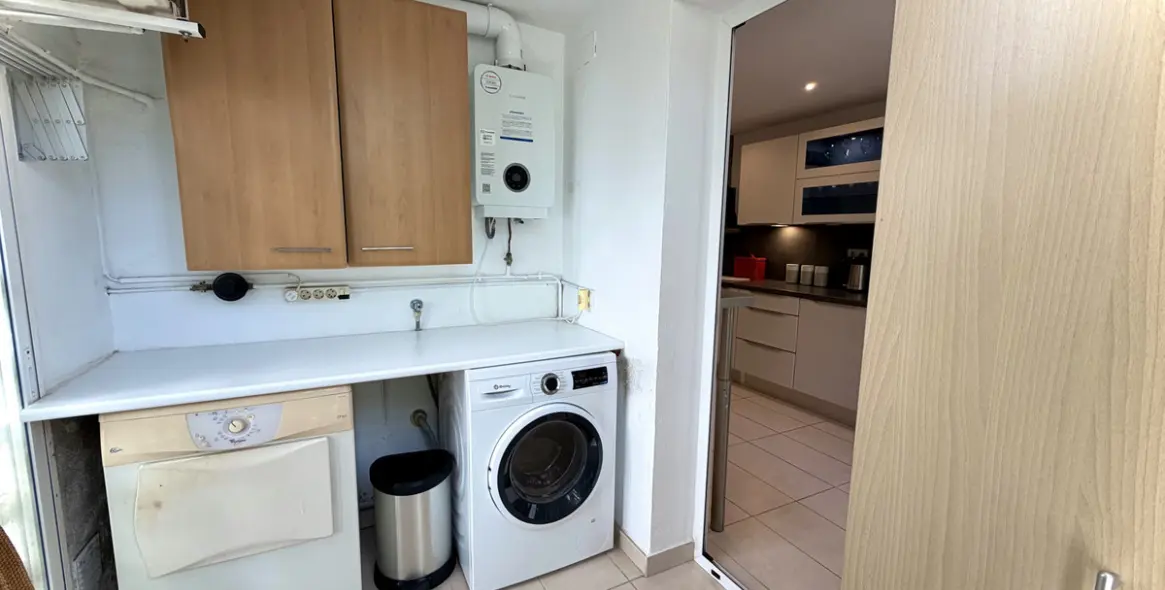 Venta de apartamento en planta media en Marbella 60