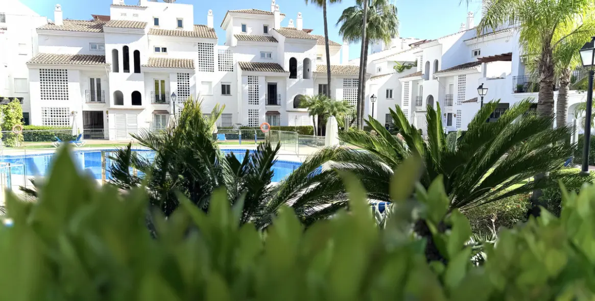 Venta de apartamento en planta media en Marbella 65