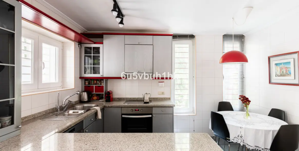 Продажа двухуровневых апартаментов в Malaga - Este 11