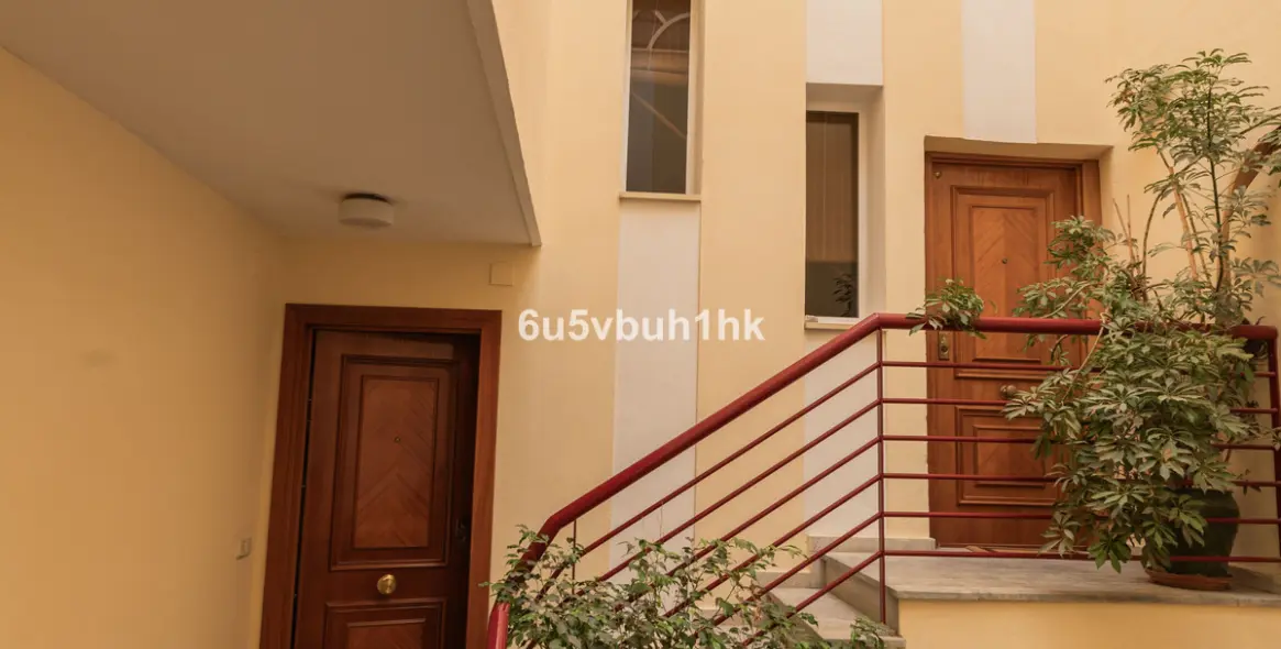 Продажа двухуровневых апартаментов в Malaga - Este 27