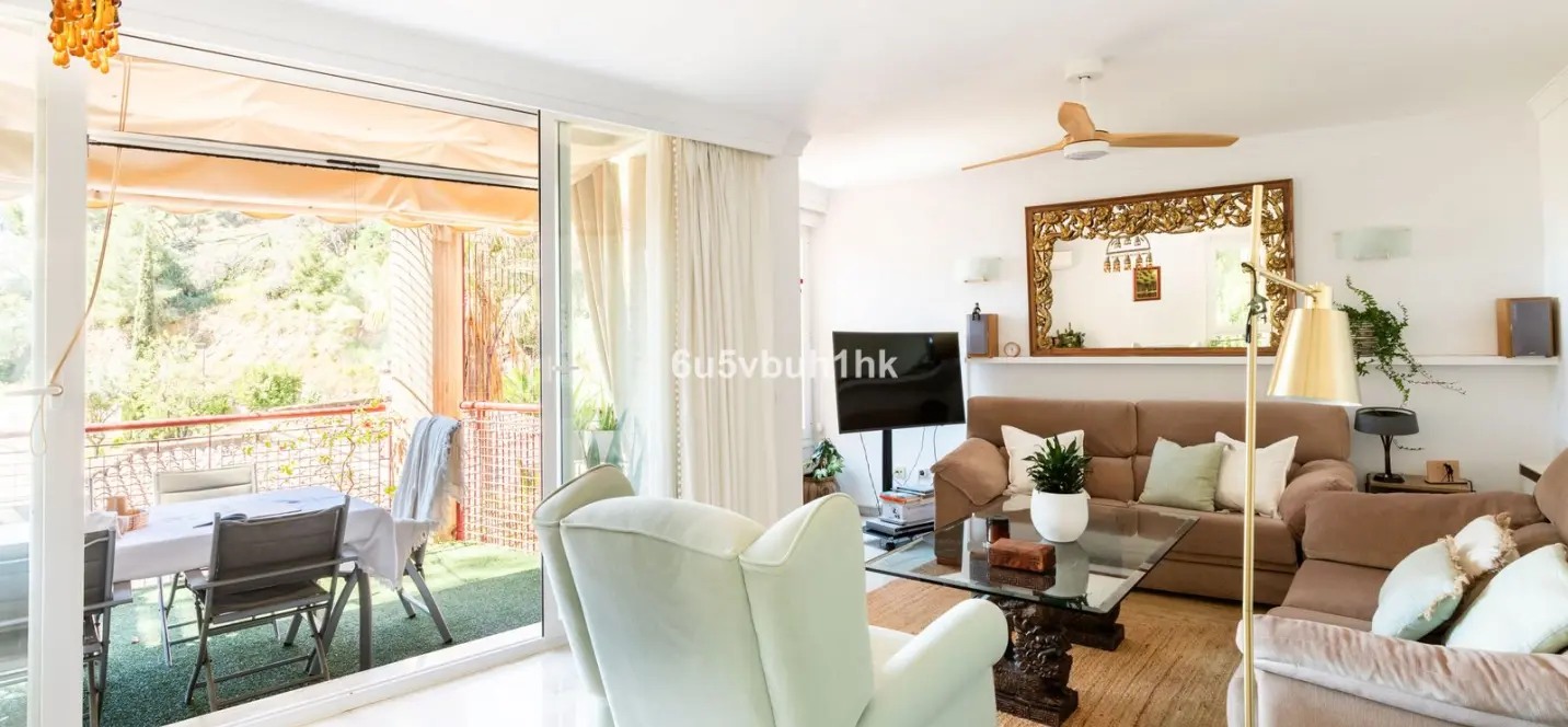 Продажа двухуровневых апартаментов в Malaga - Este 2