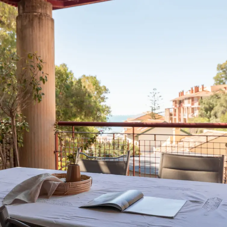 Продажа двухуровневых апартаментов в Malaga - Este