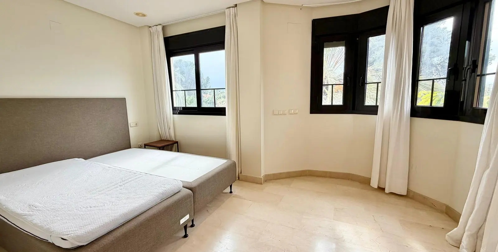 Продажа пентхауса в Puerto Banús 28