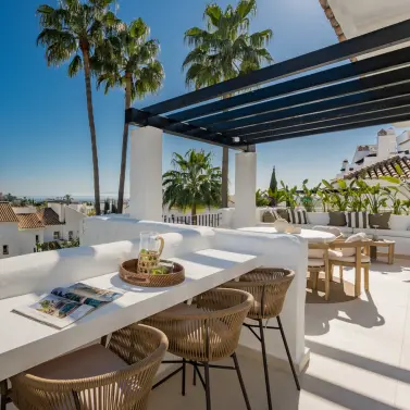 Venta de ático dúplex en Nueva Andalucía