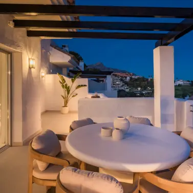 Venta de ático dúplex en Nueva Andalucía