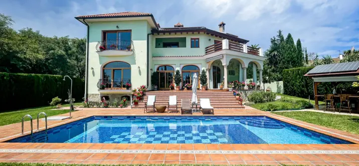 Short-term rent of detached villa in El Rosario 0