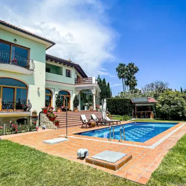 Short-term rent of detached villa in El Rosario