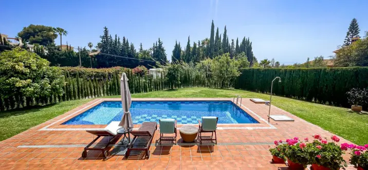 Short-term rent of detached villa in El Rosario 2