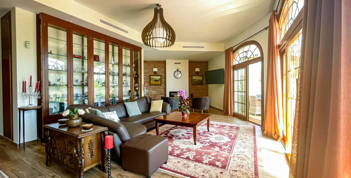 Short-term rent of detached villa in El Rosario 5