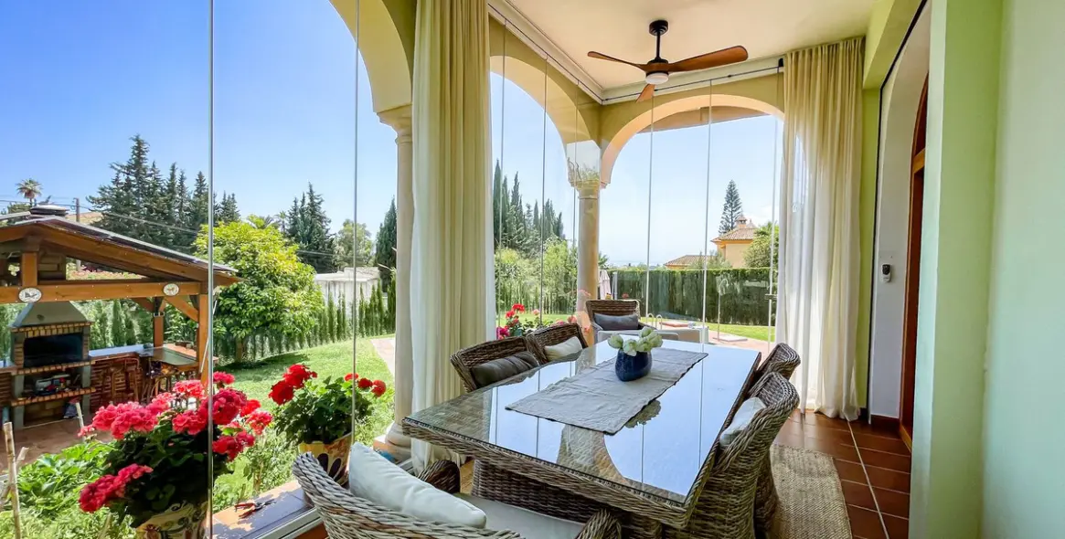 Short-term rent of detached villa in El Rosario 8