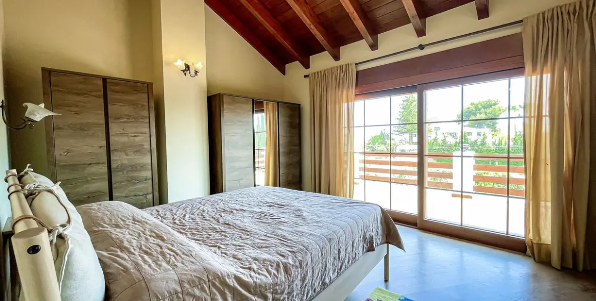 Short-term rent of detached villa in El Rosario 24