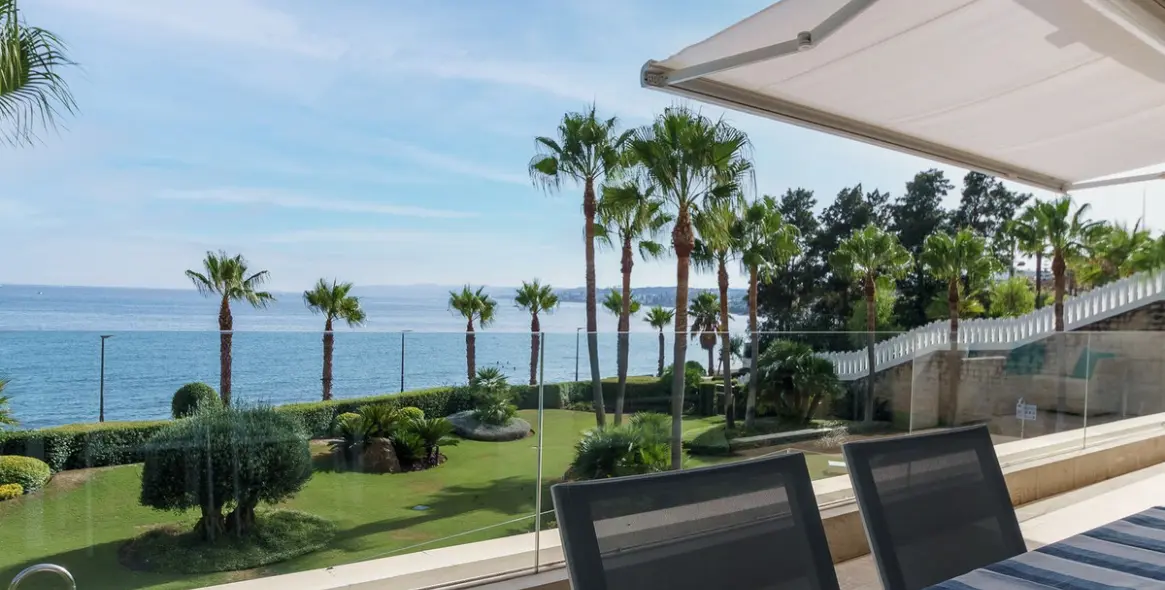 Долгосрочная аренда двухуровневых апартаментов в Estepona 21