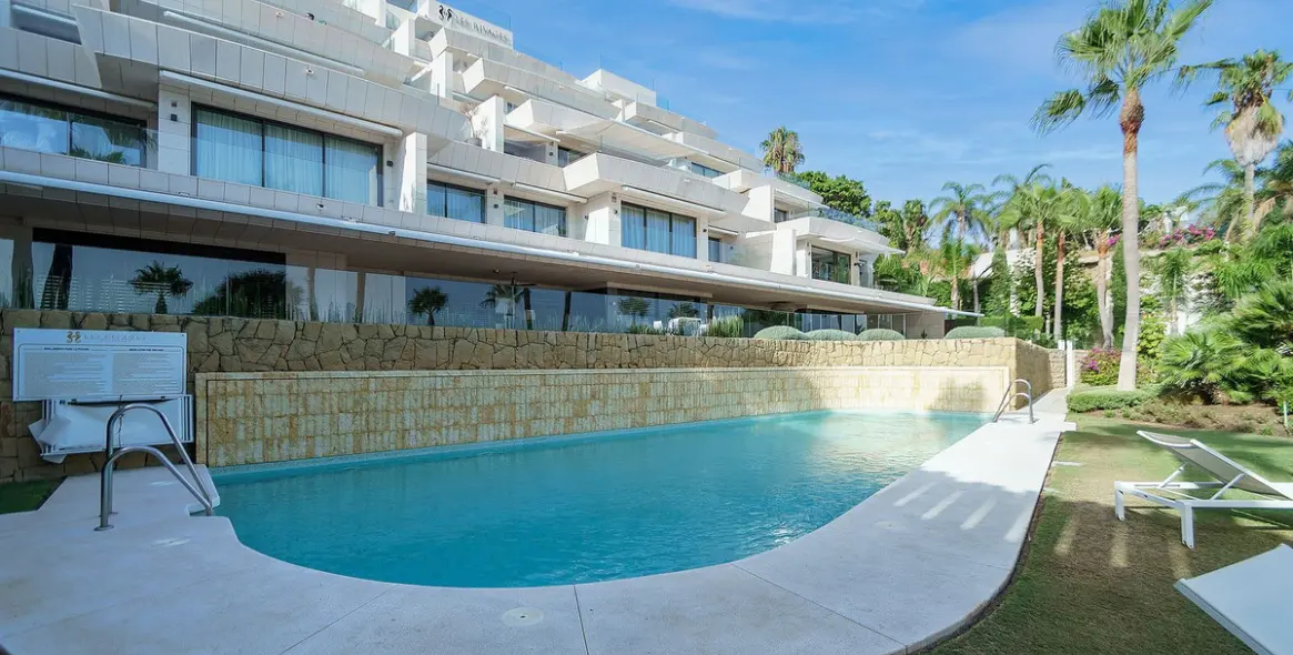 Долгосрочная аренда двухуровневых апартаментов в Estepona 49