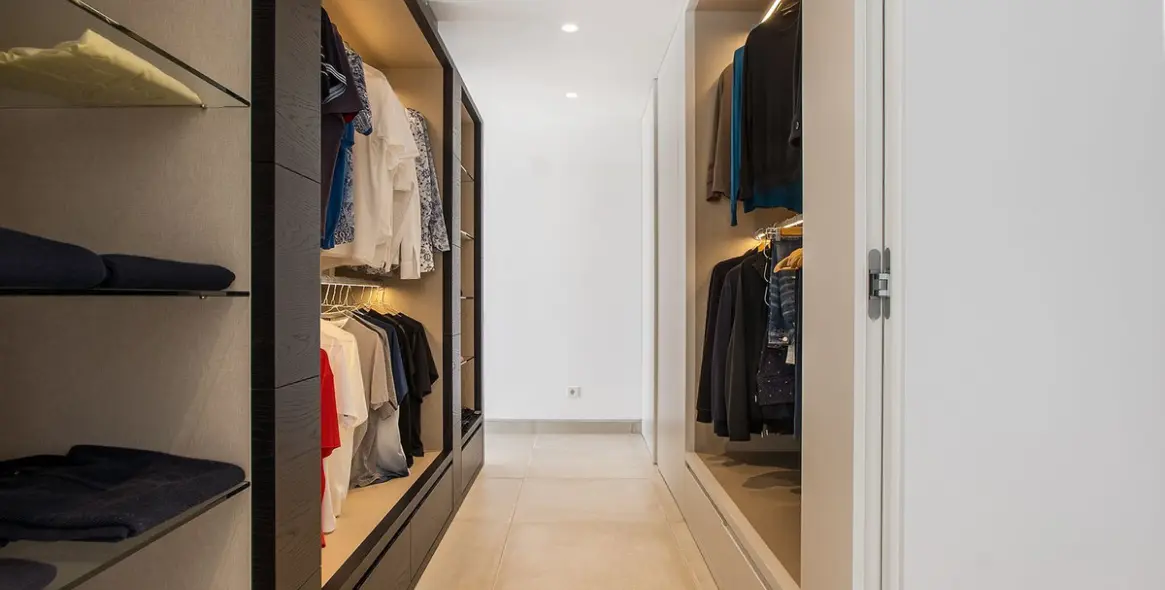 Sale of detached villa in Benahavís 35