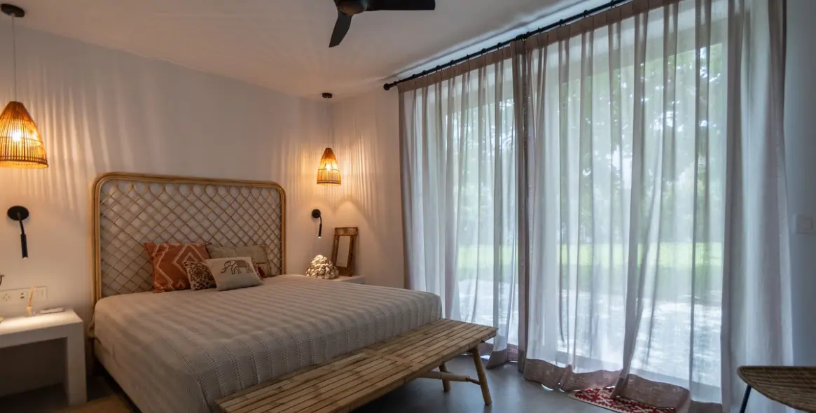 Продажа  отдельно стоящей виллы в Guadalmina Baja 52