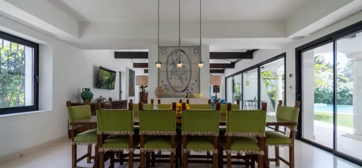 Sale of detached villa in Guadalmina Baja 4