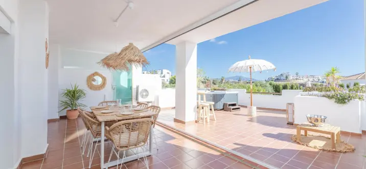 Short-term rent of ground floor apartment in Estepona 1