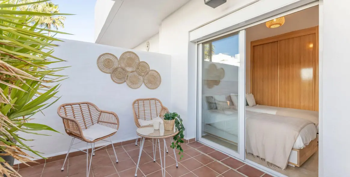 Short-term rent of ground floor apartment in Estepona 8