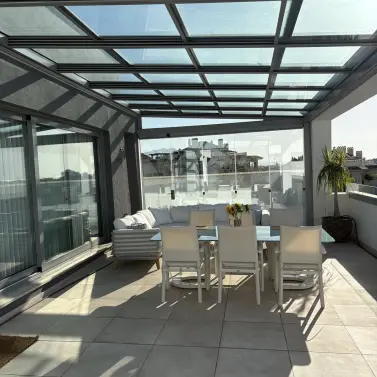 Alquiler a largo plazo de ático en Selwo