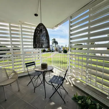 Долгосрочная аренда апартаментов на среднем этаже в San Pedro de Alcántara