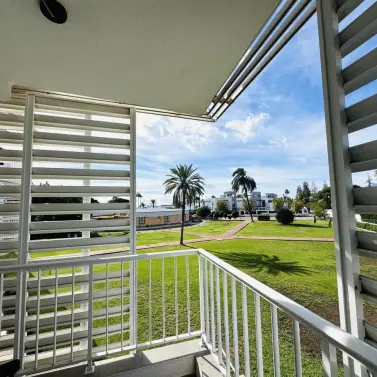 Долгосрочная аренда апартаментов на среднем этаже в San Pedro de Alcántara