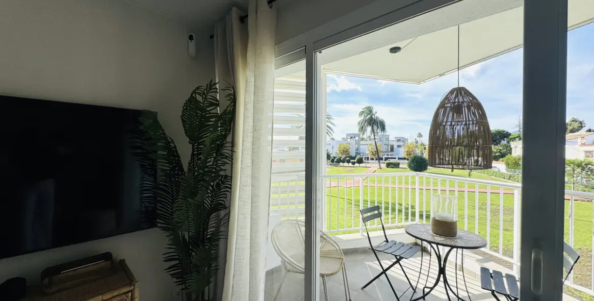 Долгосрочная аренда апартаментов на среднем этаже в San Pedro de Alcántara 16