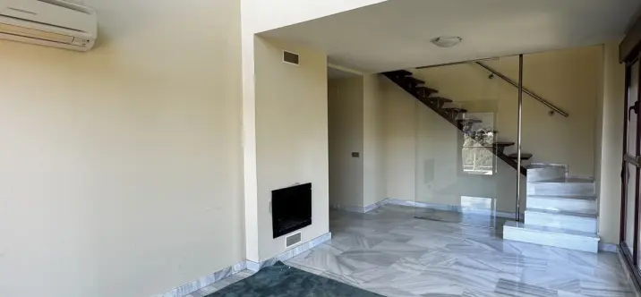 Long-term rent of penthouse duplex in Benahavís 2