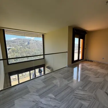 Long-term rent of penthouse duplex in Benahavís