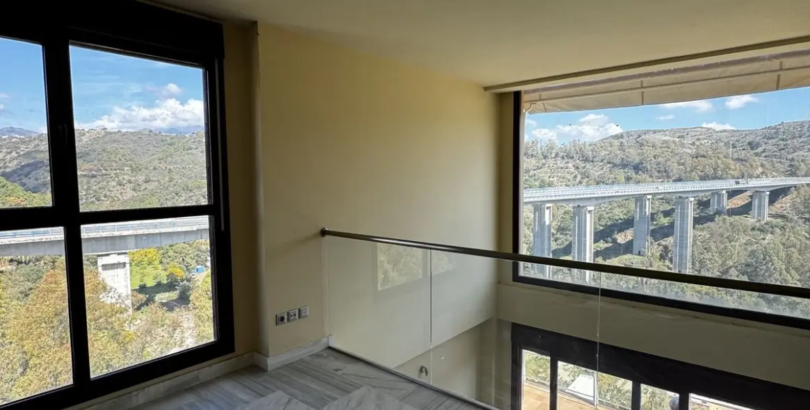 Long-term rent of penthouse duplex in Benahavís 7