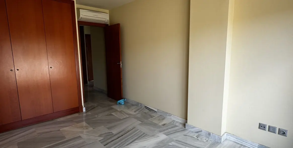 Long-term rent of penthouse duplex in Benahavís 26