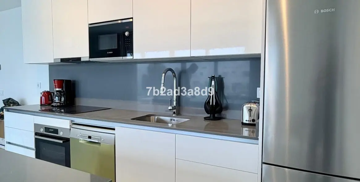 Long-term rent of middle floor apartment in Bel Air 5
