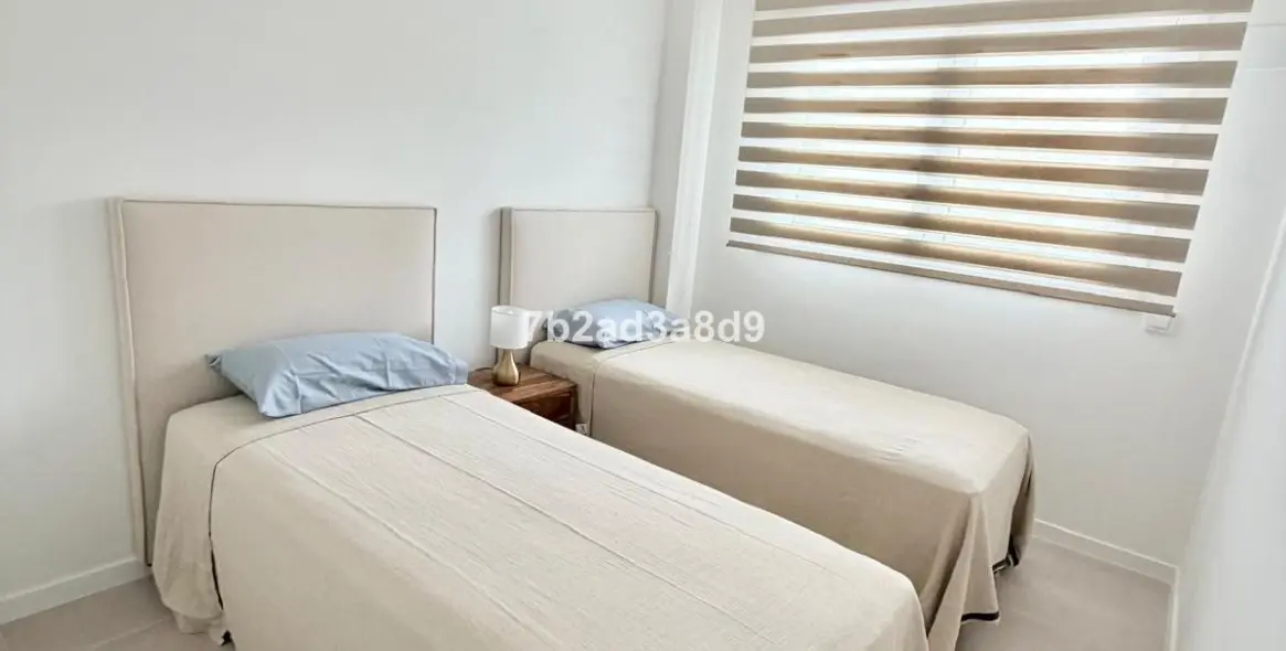 Long-term rent of middle floor apartment in Bel Air 16