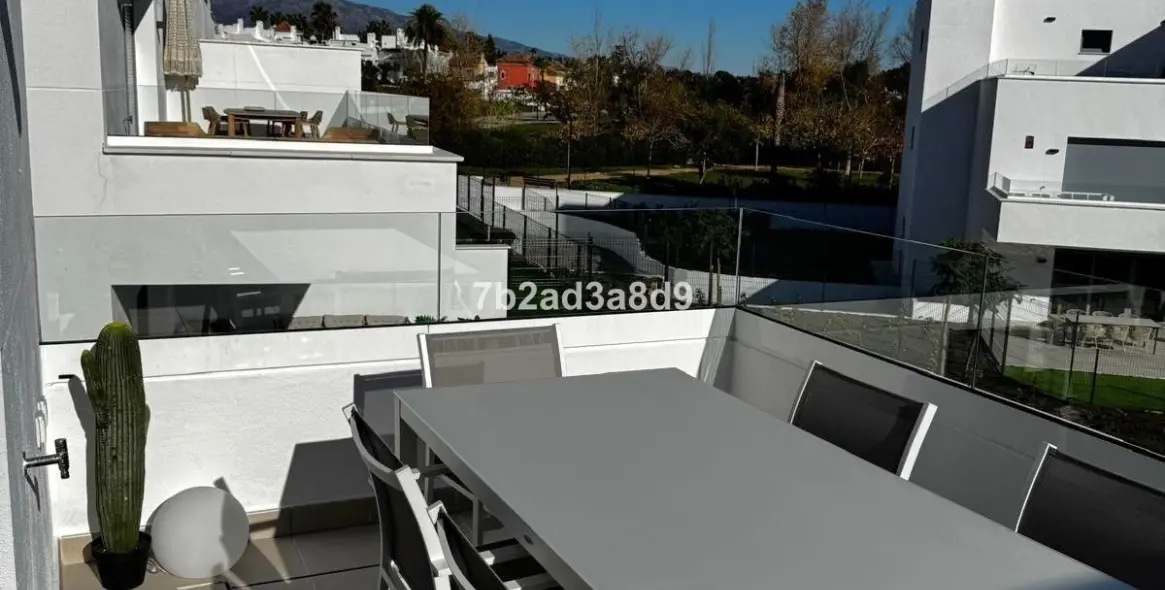Long-term rent of middle floor apartment in Bel Air 21