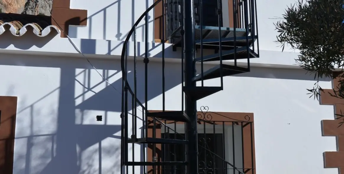 Venta de villa independiente en Alora 3