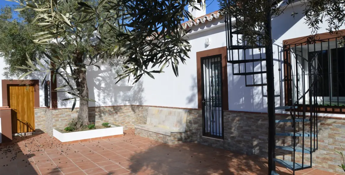 Venta de villa independiente en Alora 5