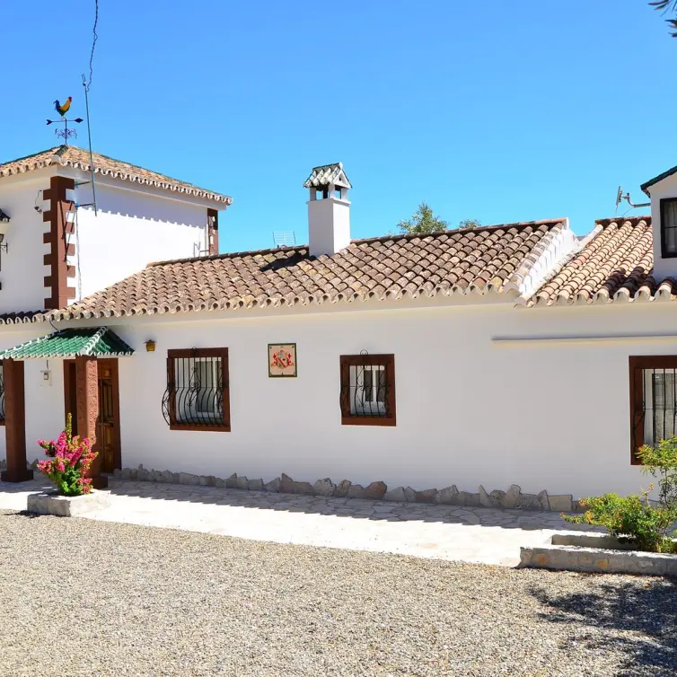Venta de villa independiente en Alora