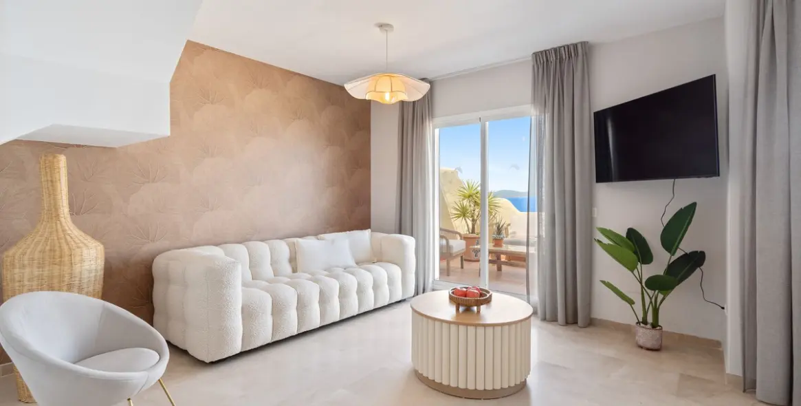 Venta de ático dúplex en Casares Playa 2