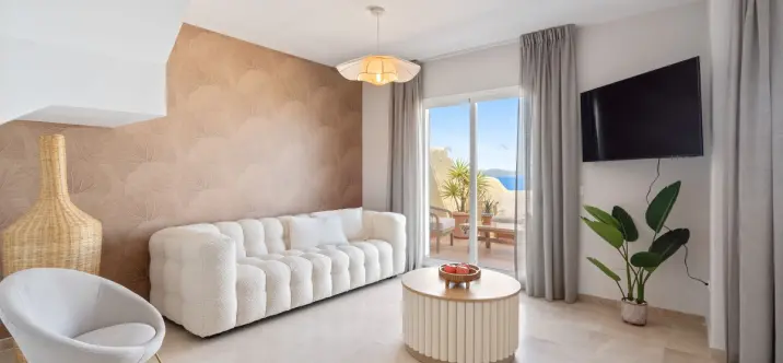 Venta de ático dúplex en Casares Playa 1